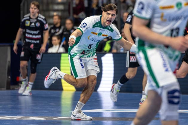 Cheering after goal Lucas Krzikalla SC DHfK Leipzig, 08 HC Erlangen vs SC DHfK Leipzig, Handball, 1 Handball Bundesliga, Season 2025 2026, Matchday 17, 13 12 2025 HC Erlangen vs SC DHfK Leipzig, Handball, 1 Handball Bundesliga, Season 2025 2026, Matchday 17, 13 12 2025 Nuremberg Copyright: xEibner-Pressefoto ArdanxFuessmanx EP_AFN