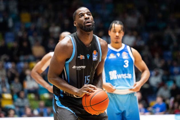 Naz Bohannon Science City Jena, 15 GER, BBL, Frankfurt Skyliners vs Science City Jena, SV Basketball, 1 Bundesliga, Matchday 10, Season 2025 2026 14 12 2025 Eibner Pressefoto Attila Ziga GER, BBL, Frankfurt Skyliners vs Science City Jena, SV Basketball, 1 Bundesliga, Matchday 10, Season 2025 2026 14 12 2025 Frankfurt am Main Copyright: xEibner-Pressefotox EP_AZA