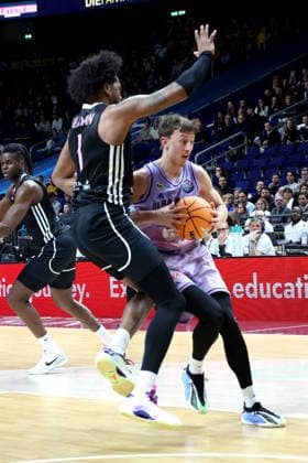DEU, Basketball Champions League BCL , ALBA vs BC Sabah, 16 12 2025, Uber Arena, Berlin, DEU, Basketball Champions League BCL , ALBA vs BC Sabah, pictured Alex OÕConnell ALBA Berlin 3 , Justin Tillman Sabah BC Bak 1 nordphotoxGmbHx xEngler nph00076