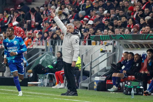 Thomas Reis (Samsunspor, Trainer) , Deutschland, Fussball, UEFA Conference League, 6. Spieltag, 2025 2026, 1.FSV Mainz 05 vs. Samsunspor, 18.12.2025, Mainz Arena, Mainz, Deutschland Mainz Mainz Arena Rheinland-Pfalz Deutschland Copyright: xGrantxHubbsx