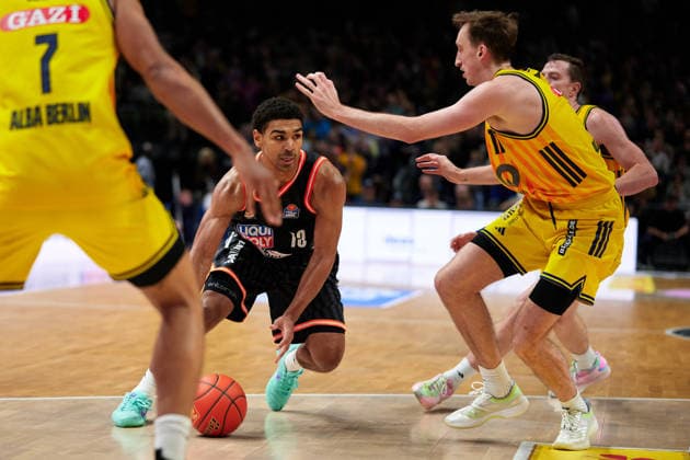 Mark Smith Ratiopharm Ulm, 13 , GER, ALBA Berlin vs Ratiopharm Ulm, Basketball Men, easy Credit BBL, Season 2025 2026, 11 Matchday, 20 12 2025 GER, ALBA Berlin vs Ratiopharm Ulm, Basketball Men, easy Credit BBL, Season 2025 2026, 11 Matchday, 20 12 2025 Berlin Copyright: xClaudiusxRauch,xEibner-Pressefotox xClaudiusxRauchx EP_CRH
