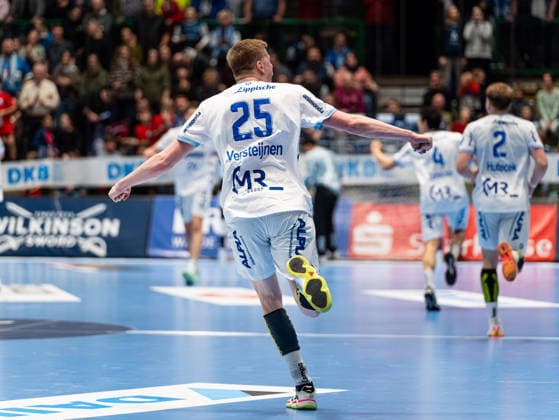 Niels Gerardus Versteijnen TBV Lemgo Lippe, 25 cheers and is happy after scoring Bergischer HC vs TBV Lemgo Lippe, Handball, 1 Bundesliga, Matchday 18, Season 2025 2026, 20 12 2025 Bergischer HC vs TBV Lemgo Lippe, Handball, 1 Bundesliga, Matchday 18, Season 2025 2026, 20 12 2025 Wuppertal Copyright: xEibner-Pressefoto DamianxKruczynx EP_DKI