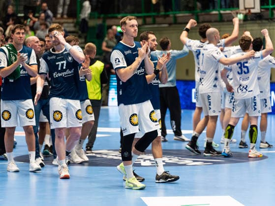 Nico Schoettle Bergischer HC, 08 and the team is disappointed Bergischer HC vs TBV Lemgo Lippe, Handball, 1 Bundesliga, Matchday 18, Season 2025 2026, 20 12 2025 Bergischer HC vs TBV Lemgo Lippe, Handball, 1 Bundesliga, Matchday 18, Season 2025 2026, 20 12 2025 Wuppertal Copyright: xEibner-Pressefoto DamianxKruczynx EP_DKI
