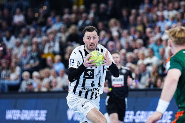 Domagoj Duvnjak THW Kiel, 04 GER, THW Kiel vs TSV Hannover Burgdorf, Handball, 1 Bundesliga, Matchday 18, Season 2025 2026, 20 12 2025 GER, THW Kiel vs TSV Hannover Burgdorf, Handball, 1 Bundesliga, Matchday 18, Season 2025 2026, 20 12 2025 Kiel Copyright: xEibner-Pressefoto MarcelxvonxFehrnx EP_MFN