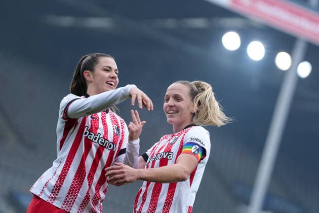 Leela Egli SC Freiburg, 20 goal celebration, emotions, jubilation, goal success, finish, goal, Lisa Karl SC Freiburg, 02 , Germany, Soccer, GooglePixel Womens Bundesliga, 14 Matchday, 2025 2026, SC Freiburg vs SV Werder Bremen, 21 12 2025, Dreisamstadion, Freiburg, Germany DFB REGULATIONS PROHIBIT ANY USE OF PHOTOGRAPHS AS IMAGE SEQUENCES AND OR QUASI VIDEO Freiburg Dreisamstadion Baden Wuerttemberg Germany Copyright: xArnexAmbergx
