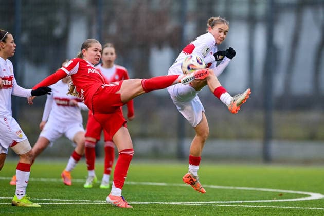 from left Marie Gmeineder FCB, 6 Muriel Duerr Stuttgart, 17 in duel, duel, tackle, dynamic, action, action, 21 12 2025, Munich Germany , Football,2 Women Bundesliga, FC Bayern München II VfB Stuttgart, DFB DFL REGULATIONS PROHIBIT ANY USE OF PHOTOGRAPHS AS IMAGE SEQUENCES AND OR QUASI VIDEO xslx