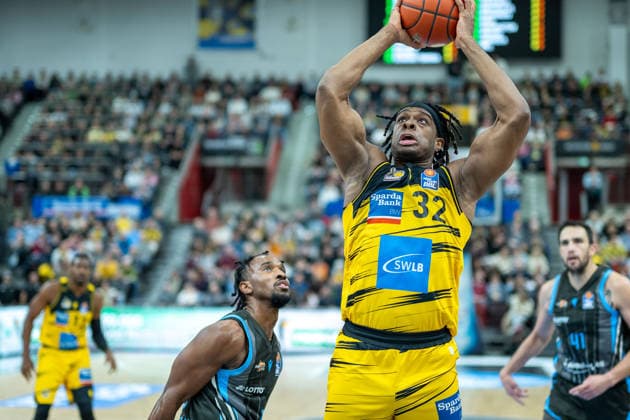 Keeshawn Kellman MHP RIESEN Ludwigsburg, 32 , GER, MHP RIESEN Ludwigsburg vs Science City Jena, easycredit BBL, Basketball, Bundesliga, Matchday 12, Season 2025 2026, 27 12 2025, GER, MHP RIESEN Ludwigsburg vs Science City Jena, easycredit BBL, Basketball, Bundesliga, Matchday 12, Season 2025 2026, 27 12 2025 Ludwigsburg Copyright: xEibner-Pressefoto SaschaxWaltherx EP_EER
