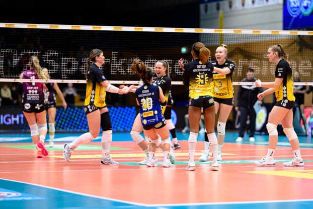 Lara, Nagels Zuspiel, VfB Suhl LOTTO Thueringen, 3 , Xiang Chen, Lai Libera, VfB Suhl LOTTO Thueringen, 20 , Sanaa, Dotson Aussenangriff, VfB Suhl LOTTO Thueringen, 9 , Roosa, Laakkonen Mittelblock, VfB Suhl LOTTO Thueringen, 4 GER, Thueringen, VfB Suhl LOTTO Thüringen vs Schwarz Weiss Erfurt, Volleyball, Volleyball Bundesliga, Spielnr 2084, Saturday, 03 01 2026 GER, Thuringia, VfB Suhl LOTTO Thüringen vs Schwarz Weiss Erfurt, Volleyball, Volleyball Bundesliga, Spielnr 2084, Saturday, 03 01 2026 Eisenach Copyright: xEibner-Pressefoto MartinxHerbstx EP_MHT