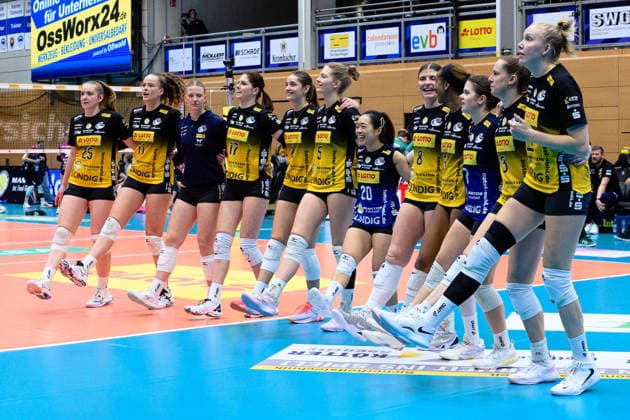 Monika, Brancuska diagonal attack, VfB Suhl LOTTO Thueringen, 25 , Laura, Berger middle block, VfB Suhl LOTTO Thueringen, 11 , Alina, Nasin middle block, VfB Suhl LOTTO Thueringen, 17 , Emma, Sambale libera, VfB Suhl LOTTO Thueringen, 7 , Hannah, Hartmann diagonal attack, VfB Suhl LOTTO Thueringen, 5 , Xiang Chen, Lai libera, VfB Suhl LOTTO Thueringen, 20 , McKenzie, Foley outside attack, VfB Suhl LOTTO Thueringen, 8 , Sanaa, Dotson outside attack, VfB Suhl LOTTO Thueringen, 9 , Emma, Sambale Libera, VfB Suhl LOTTO Thueringen, 7 , Lara, Nagels Zuspiel, VfB Suhl LOTTO Thueringen, 3 , Roosa, Laakkonen Mittelblock, VfB Suhl LOTTO Thueringen, 4 GER, VfB Suhl LOTTO Thueringen vs Schwarz Weiss Erfurt, Women, Volleyball, Bundesliga, Match no. 2084, 03 01 2026 GER, VfB Suhl LOTTO Thueringen vs Schwarz Weiss Erfurt, Women, Volleyball, Bundesliga, Match no. 2084, 03 01 2026 Eisenach Copyright: xEibner-Pressefoto MartinxHerbstx EP_MHT