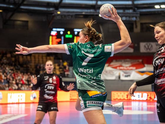 Lea Watzl Frisch Auf Women, 07 from outside, BSV Sachsen Zwickau vs Frisch Auf Goeppingen, Handball, 1 Bundesliga, Season 2025 2026, 03 01 2026 BSV Sachsen Zwickau vs Frisch Auf Goeppingen, Handball, 1 Bundesliga, Season 2025 2026, 03 01 2026 Zwickau Copyright: xMichaelxSchmidt Eibner-Pressefotx EP_MST