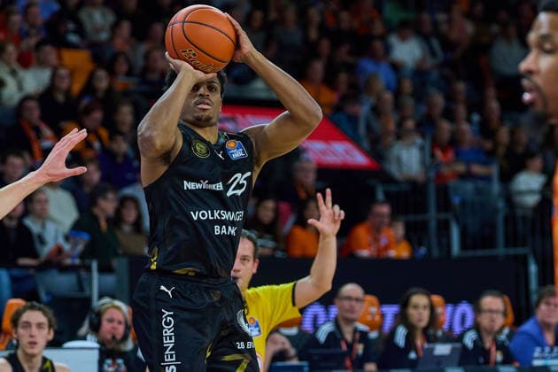 Grant Sherfield Basketball Loewen Braunschweig, 25 at 3 GER, ratiopharm ulm vs Basketball Loewen Braunschweig, Basketball, 15 Matchday, EasyCredit Bundesliga, Season 2025 2026, 10 01 2026 GER, ratiopharm ulm vs Basketball Loewen Braunschweig, Basketball, 15 Matchday, EasyCredit Bundesliga, Season 2025 2026, 10 01 2026 New Ulm Copyright: xEibner-Pressefoto GeraldxOelze-dexStoppanyx EP_ODS