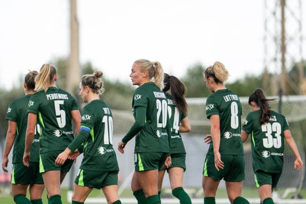 Ella Peddemors VfL Wolfsburg, 05 , Svenja Huth VfL Wolfsburg, 10 , Guro Bergsvand VfL Wolfsburg, 20 , Lena Lattwein VfL Wolfsburg, 08 celebrate the goal for 1 0, MLT, VfL Wolfsburg vs PSV Eindhoven, Soccer women test match, training camp, season 2025 2026, 11 01 2026 MLT, VfL Wolfsburg vs PSV Eindhoven, Soccer women test match, training camp, season 2025 2026, 11 01 2026 Attard Copyright: xEibner-Pressefoto Memmlerx EP_MMR