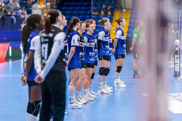 The team of HSG Blomberg Lippe during the presentation of the teams GER, HSG Blomberg Lippe GER vs Chambray Touraine Handball FRA , Handball, EHF European League Women, Group Phase, 11 01 2026 GER, HSG Blomberg Lippe GER vs Chambray Touraine Handball FRA , Handball, EHF European League Women, Group Phase, 11 01 2026 Lemgo Copyright: xEibner-Pressefoto JanxRollingerx EP_JSK