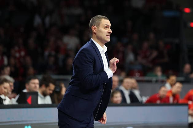 Marko Stankovic Telekom Baskets Bonn, Head Coach gesticulates, GER, FC Bayern Basketball vs Telekom Baskets Bonn, Basketball, easycredit Basketball Bundesliga, Matchday 15, Season 2025 2026, 11 01 2026, GER, FC Bayern Basketball vs Telekom Baskets Bonn, Basketball, easycredit Basketball Bundesliga, Matchday 15, Season 2025 2026, 11 01 2026 Muenchen Copyright: xEibner-Pressefoto JennixMaulx EP_JML