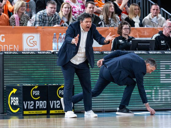 Sasa Filipovski Fitness First Wuerzburg Baskets, Head Coach is angry RASTA Vechta vs Fitness First Wuerzburg Baskets, Basketball, easyCredit Basketball Bundesliga, Matchday 15, Season 2025 2026, 11 01 2026 RASTA Vechta vs Fitness First Wuerzburg Baskets, Basketball, easyCredit Basketball Bundesliga, Matchday 15, Season 2025 2026, 11 01 2026 Vechta Copyright: xEibner-Pressefoto DamianxKruczynx EP_DKI