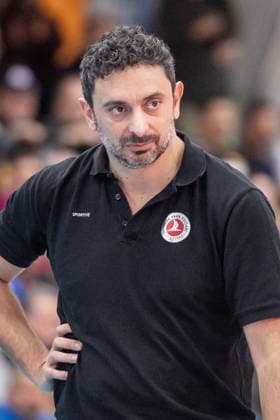 Davide Mazzanti THY Istanbul, Head Coach GER, Allianz MTV Stuttgart THY Istanbul, CEV Volleyball Cup 2026 Round of 16, CEV, 2025 2026 season, 14 01 2026 GER, Allianz MTV Stuttgart THY Istanbul, CEV Volleyball Cup 2026 Round of 16, CEV, 2025 2026 season, 14 01 2026 Stuttgart Copyright: xSandyxDinkelackerx EP_SDR