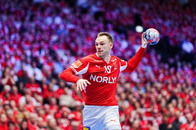 Throw Goal Mathias Gidsel Denmark, 19 DEN, Denmark vs North Macedonia, Handball, EHF European Championship 2026, Group B, Matchday 1, 16 01 2026 DEN, Denmark vs North Macedonia, Handball, EHF European Championship 2026, Group B, Matchday 1, 16 01 2026 Herning Copyright: xEibner-Pressefoto MarcelxvonxFehrnx EP_MFN