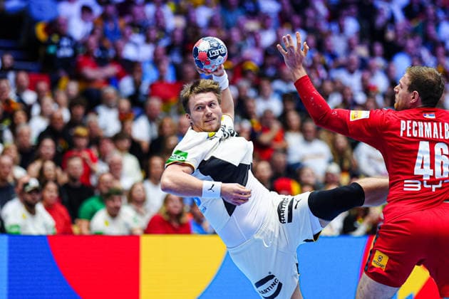 Throw Goal Franz Semper Germany, 32 DEN, Serbia vs. Germany, Handball, EHF European Championship 2026, Group A, Matchday 2, 17 01 2026 DEN, Serbia vs. Germany, Handball, EHF European Championship 2026, Group A, Matchday 2, 17 01 2026 Herning Copyright: xEibner-Pressefoto MarcelxvonxFehrnx EP_MFN