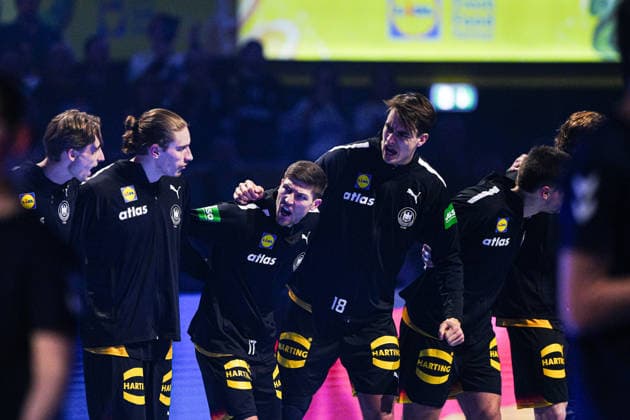 Germany after national anthem DEN, Germany vs Spain, Handball, EHF European Championship 2026, Group A, Matchday 3, 19 01 2026 DEN, Germany vs Spain, Handball, EHF European Championship 2026, Group A, Matchday 3, 19 01 2026 Herning Copyright: xEibner-Pressefoto MarcelxvonxFehrnx EP_MFN