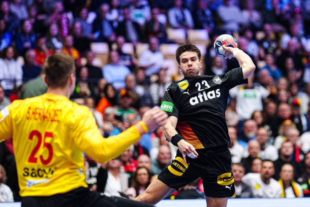 Throw Goal Renars Uscins Germany, 23 DEN, Germany vs Spain, Handball, EHF European Championship 2026, Group A, Matchday 3, 19 01 2026 DEN, Germany vs Spain, Handball, EHF European Championship 2026, Group A, Matchday 3, 19 01 2026 Herning Copyright: xEibner-Pressefoto MarcelxvonxFehrnx EP_MFN