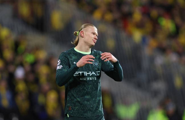 Erling Haaland of Manchester City shows a look of frustration Bodo Glimt v Manchester City, UEFA Champions League, Group Stage, Football, Aspmyra Stadion, Bodo, Norway - 20 Jan 2026Bodo Aspmyra Stadion Norway EDITORIAL USE ONLY No use with unauthorised audio, video, data, fixture lists, club league logos or live services. Online in-match use limited to 120 images, no video emulation. No use in betting, games or single club league player publications. Copyright: xKieranxMcManus Shutterstockx 16348328ad