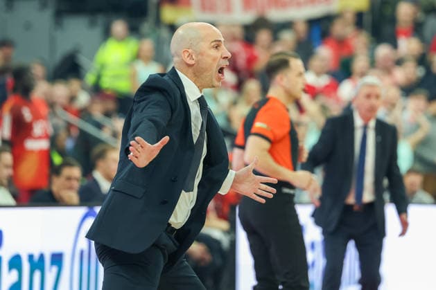 Joan Penarroya Partizan Mozzart Bet Belgrade, Head Coach gesticulates, Emotions, GER, FC Bayern Basketball vs Partizan Mozzart Bet Belgrade, Basketball, Euroleague, Matchday 23, Season 2025 2026, 20 01 2026, GER, FC Bayern Basketball vs Partizan Mozzart Bet Belgrade, Basketball, Euroleague, Matchday 23, Season 2025 2026, 20 01 2026 Munich Copyright: xEibner-Pressefoto JennixMaulx EP_JML