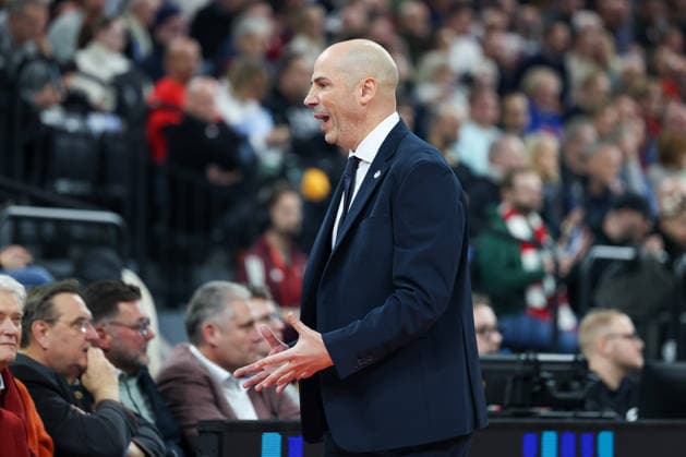 Joan Penarroya Partizan Mozzart Bet Belgrade, Head Coach , GER, FC Bayern Basketball vs Partizan Mozzart Bet Belgrade, Basketball, Euroleague, Matchday 23, Season 2025 2026, 20 01 2026, GER, FC Bayern Basketball vs Partizan Mozzart Bet Belgrade, Basketball, Euroleague, Matchday 23, Season 2025 2026, 20 01 2026 Munich Copyright: xEibner-Pressefoto JennixMaulx EP_JML