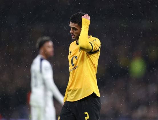 . - Tottenham Hotspur v Borussia Dortmund, UEFA Champions League, League Phase, Tottenham Hotspur Stadium, London, England. - 20th January 2026. (C) Daniel Weir Crystal Pix Yan Couto of Borussia Dortmund looks disappointed & dejected. - Tottenham Hotspur v Borussia Dortmund, UEFA Champions League, League Phase, Tottenham Hotspur Stadium, London, England. - 20th January 2026. (C) Daniel Weir Crystal Pix London Tottenham Hotspur Stadium United Kingdom Copyright: xDanielxWeirx CP_Tottenham_Dortmund_200126_DW_85