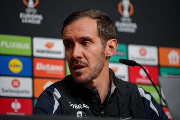 Soccer, Bundesliga, Men, Freiburg Europa Park Stadion, Sport, Europa Park Stadion, Press Conference, Europa League match, Maccabi Tel aviv, Julian Schuster SC Freiburg, Coach Freiburg Europa Park Stadion Baden Württemberg Germany Copyright: xFINLEYxMÖRCHx