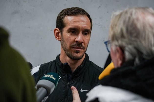 Soccer, Bundesliga, Men, Freiburg Europa Park Stadion, Sport, Europa Park Stadion, Press Conference, Europa League match, Maccabi Tel aviv, Julian Schuster SC Freiburg, Coach Freiburg Europa Park Stadion Baden Württemberg Germany Copyright: xFINLEYxMÖRCHx
