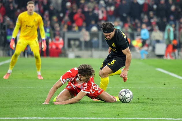 Tom Bischof FC Bayern Muenchen, 20 with Kamiel Van de Perre Royale Union Saint Gilloise, 06 , GER, FC Bayern Muenchen vs Royale Union Saint Gilloise, Football, UEFA Champions League, League Phase, Matchday 7, 2025 2026 Season, 21 01 2026, GER, FC Bayern Muenchen vs Royale Union Saint Gilloise, Football, UEFA Champions League, League Phase, Matchday 7, 2025 2026 Season, 21 01 2026 Muenchen Copyright: xEibner-Pressefoto JennixMaulx EP_JML