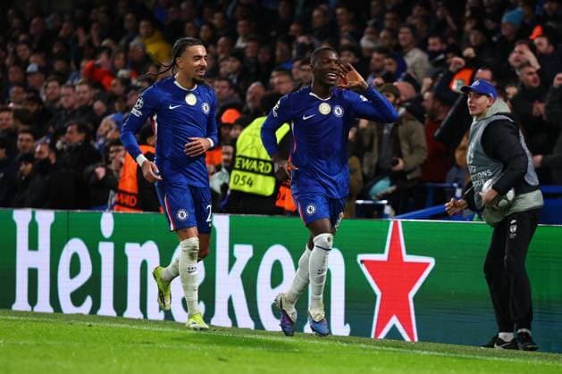 Moises Caicedo of Chelsea celebrates after scoring a goal (1-0) Chelsea v Pafos, UEFA Champions League, Group Stage, Football, Stamford Bridge, London, UK - 21 Jan 2026London Stamford Bridge United Kingdom EDITORIAL USE ONLY No use with unauthorised audio, video, data, fixture lists, club league logos or live services. Online in-match use limited to 120 images, no video emulation. No use in betting, games or single club league player publications. Copyright: xSimonxDael Shutterstockx 16348356am