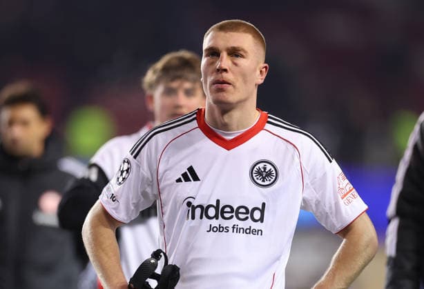 21 01 2026, Football UEFA Champions League, Qarabag Agdam FK Eintracht Frankfurt, v l , Rasmus Kristensen Eintracht Frankfurt enttaeuscht, enttaeuscht schauend, dissapointed, traurig, frustiert, frust, gefrustet, frustrated DFL DFB REGULATIONS PROHIBIT ANY USE OF PHOTOGRAPHS AS IMAGE SEQUENCES AND OR QUASI VIDEO xdcx Copyright: HMBxMedia Claus