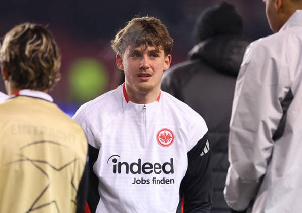 21 01 2026, Football UEFA Champions League, Qarabag Agdam FK Eintracht Frankfurt, v l , Alexander Staff Eintracht Frankfurt enttaeuscht, enttaeuscht schauend, dissapointed, traurig, frustiert, frust, gefrustet, frustrated DFL DFB REGULATIONS PROHIBIT ANY USE OF PHOTOGRAPHS AS IMAGE SEQUENCES AND OR QUASI VIDEO xdcx Copyright: HMBxMedia Claus