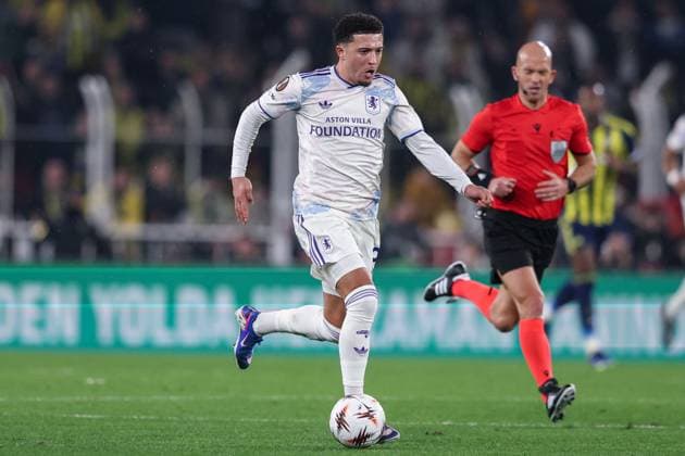 Jadon Sancho of Aston Villa runs with the ball Fenerbache v Aston Villa, UEFA Europa League, Group Stage, Football, Sukru Saracoglu Stadium, Istanbul, Turkiye - 22 Jan 2026Istanbul Sukru Saracoglu Stadium Turkey EDITORIAL USE ONLY No use with unauthorised audio, video, data, fixture lists, club league logos or live services. Online in-match use limited to 120 images, no video emulation. No use in betting, games or single club league player publications. Copyright: xRaddadxJebarah Shutterstockx 16348379bk