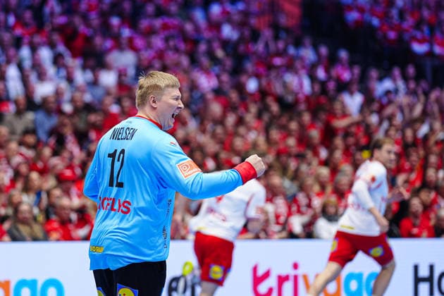 Emil Nielsen Daenemark, 12 DEN, France vs. Denmark, Handball, EHF European Championship 2026, Main Round, Matchday 1, 22 01 2026 DEN, France vs. Denmark, Handball, EHF European Championship 2026, Main Round, Matchday 1, 22 01 2026 Herning Copyright: xEibner-Pressefoto MarcelxvonxFehrnx EP_MFN