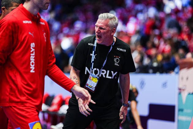 Nikolaj Jacobsen Denmark, Coach angry DEN, France vs Denmark, Handball, EHF European Championship 2026, Main Round, Matchday 1, 22 01 2026 DEN, France vs Denmark, Handball, EHF European Championship 2026, Main Round, Matchday 1, 22 01 2026 Herning Copyright: xEibner-Pressefoto MarcelxvonxFehrnx EP_MFN