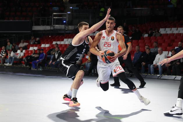 Yam Madar Hapoel IBI Tel Aviv, 26 with Vanja Marinkovic Partizan Mozzart Bet Belgrade, 09 , GER, Partizan Mozzart Bet Belgrade vs Hapoel IBI Tel Aviv, Basketball, Euroleague, Matchday 24, Season 2025 2026, 23 01 2026, 13 11 2025, GER, Partizan Mozzart Bet Belgrade vs Hapoel IBI Tel Aviv, Basketball, Euroleague, Matchday 24, Season 2025 2026, 23 01 2026 Muenchen Copyright: xEibner-Pressefoto JennixMaulx EP_JML