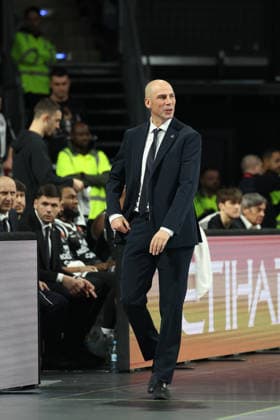 Joan Penarroya Partizan Mozzart Bet Belgrade, Head Coach , GER, Partizan Mozzart Bet Belgrade vs Hapoel IBI Tel Aviv, Basketball, Euroleague, Matchday 24, Season 2025 2026, 23 01 2026, 13 11 2025, GER, Partizan Mozzart Bet Belgrade vs Hapoel IBI Tel Aviv, Basketball, Euroleague, Matchday 24, Season 2025 2026, 23 01 2026 Muenchen Copyright: xEibner-Pressefoto JennixMaulx EP_JML