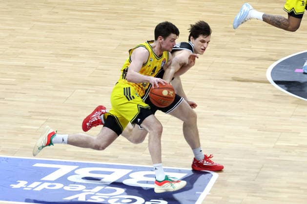 DEU, easyCredit BBL, ALBA vs BMA365 Bamberg Baskets, 25 01 2026, Max Schmeling Halle, Berlin, DEU, easyCredit BBL, ALBA vs BMA365 Bamberg Baskets, in the picture JONAS MATTISSECK ALBA Berlin 9 , Adrian Petkovic Bamberg 15 nordphotoxGmbHx xEngler nph00076