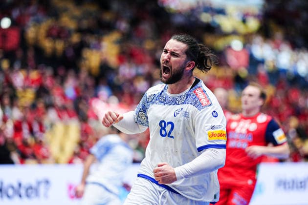 Goal celebration Luis Frade Portugal, 82 DEN, Portugal vs Norway, Handball, EHF European Championship 2026, Main Round, Matchday 3, 26 01 2026 DEN, Portugal vs Norway, Handball, EHF European Championship 2026, Main Round, Matchday 3, 26 01 2026 Herning Copyright: xEibner-Pressefoto MarcelxvonxFehrnx EP_MFN