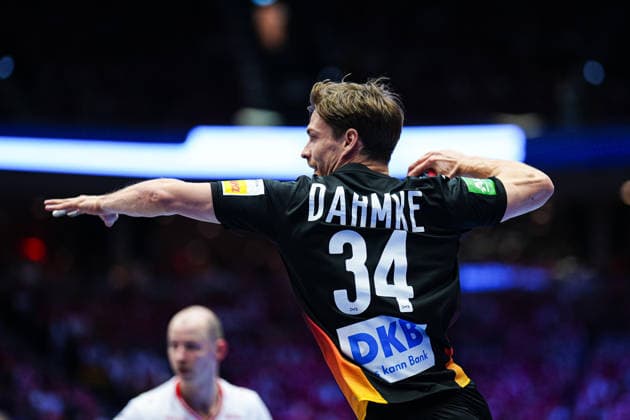 Throw Goal Rune Dahmke Germany, 34 DEN, Germany vs Denmark, Handball, EHF European Championship 2026, Main Round, Matchday 3, 26 01 2026 DEN, Germany vs Denmark, Handball, EHF European Championship 2026, Main Round, Matchday 3, 26 01 2026 Herning Copyright: xEibner-Pressefoto MarcelxvonxFehrnx EP_MFN