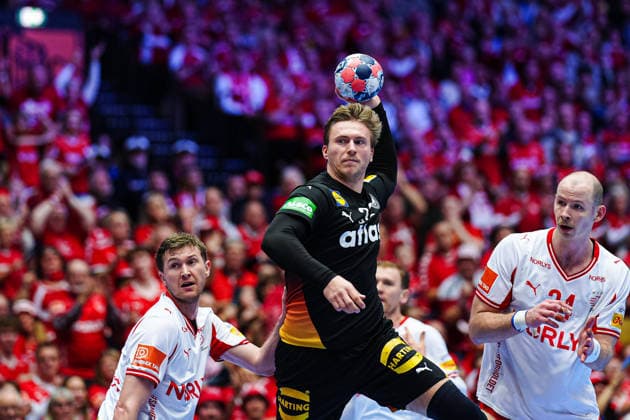 Throw Goal Franz Semper Germany, 32 DEN, Germany vs Denmark, Handball, EHF European Championship 2026, Main Round, Matchday 3, 26 01 2026 DEN, Germany vs Denmark, Handball, EHF European Championship 2026, Main Round, Matchday 3, 26 01 2026 Herning Copyright: xEibner-Pressefoto MarcelxvonxFehrnx EP_MFN