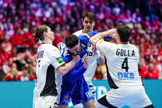 Juri Knorr Germany, 15 , Ludovic Fabregas France, 23 , Johannes Golla Germany, 04 DEN, Germany vs France, Handball, EHF European Championship 2026, Main Round, Matchday 4, 28 01 2026 DEN, Germany vs France, Handball, EHF European Championship 2026, Main Round, Matchday 4, 28 01 2026 Herning Copyright: xEibner-Pressefoto MarcelxvonxFehrnx EP_MFN