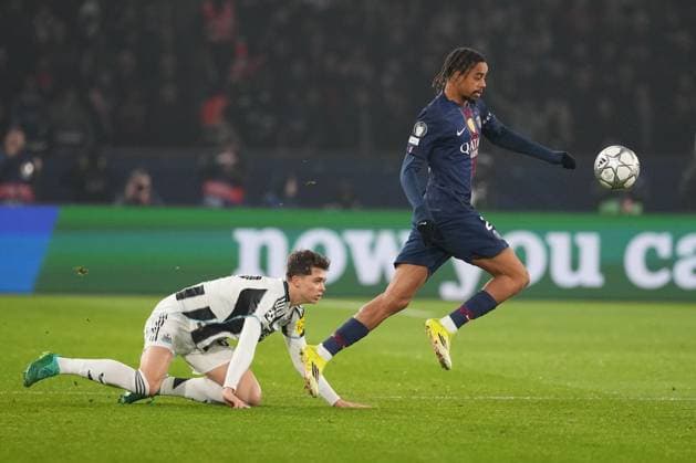 Bradley Barcola of PSG Paris Saint-Germain v Newcastle United, UEFA Champions League, Group Stage, Football, Parc des Princes, Paris, France - 28 Jan 2026Paris Parc des Princes France EDITORIAL USE ONLY No use with unauthorised audio, video, data, fixture lists, club league logos or live services. Online in-match use limited to 120 images, no video emulation. No use in betting, games or single club league player publications. Copyright: xDavexWinter Shutterstockx 16429499al