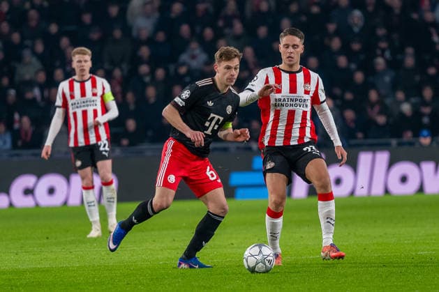 Duel between Joshua Kimmich FC Bayern Muenchen, 06 and Joey Veerman PSV Eindhoven, 23 PSV Eindhoven vs FC Bayern Muenchen, Football, UEFA Champions League, Matchday 08, 2025 2026 season, 28 01 2026 PSV Eindhoven vs FC Bayern Muenchen, Football, UEFA Champions League, Matchday 08, 2025 2026 season, 28 01 2026 Eindhoven Copyright: xEibner-Pressefoto ThomasxHaeslerx EP_THR