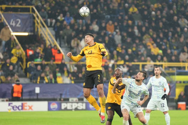 Jobe Bellingham Borussia Dortmund at header GER, Borussia Dortmund vs Inter Milan, Football, Champions League, Matchday 8, Season 2025 2026, 28 01 2026 DFL REGULATIONS PROHIBIT ANY USE OF PHOTOGRAPHS AS IMAGE SEQUENCES AND OR QUASI VIDEO GER, Borussia Dortmund vs Inter Milan, Football, Champions League, Matchday 8, Season 2025 2026, 28 01 2026 Dortmund Copyright: xEibner-Pressefoto FrankxZeisingx EP_FZG