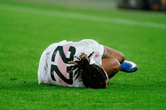 Lorenz Assignon VfB Stuttgart, 22 remains injured, GER, VfB Stuttgart vs Young Boys Bern, Football, Europa League, Matchday 8, Season 2025 2026, 29 01 2026, GER, VfB Stuttgart vs Young Boys Bern, Football, Europa League, Matchday 8, Season 2025 2026, 29 01 2026, Stuttgart Copyright: xEibner-Pressefoto EdwardxCheungx EP_ECG