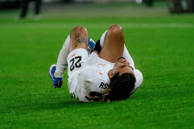 Lorenz Assignon VfB Stuttgart, 22 remains injured, GER, VfB Stuttgart vs Young Boys Bern, Football, Europa League, Matchday 8, Season 2025 2026, 29 01 2026, GER, VfB Stuttgart vs Young Boys Bern, Football, Europa League, Matchday 8, Season 2025 2026, 29 01 2026, Stuttgart Copyright: xEibner-Pressefoto EdwardxCheungx EP_ECG