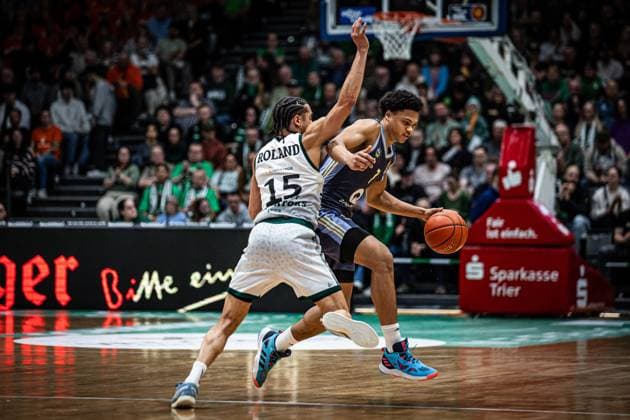 Jack Kayil Alba Berlin in duel with Jordan Roland Gladiators Trier , Vet Concept Gladiators Trier vs Alba Berlin, Basketball, easyCredit BBL, Matchday 18, Season 2025 2026, 02 02 2026 Vet Concept Gladiators Trier vs Alba Berlin, Basketball, easyCredit BBL, Matchday 18, Season 2025 2026, 02 02 2026 Copyright: xEibner-Pressefoto AlexanderxNeisx EP_ANS